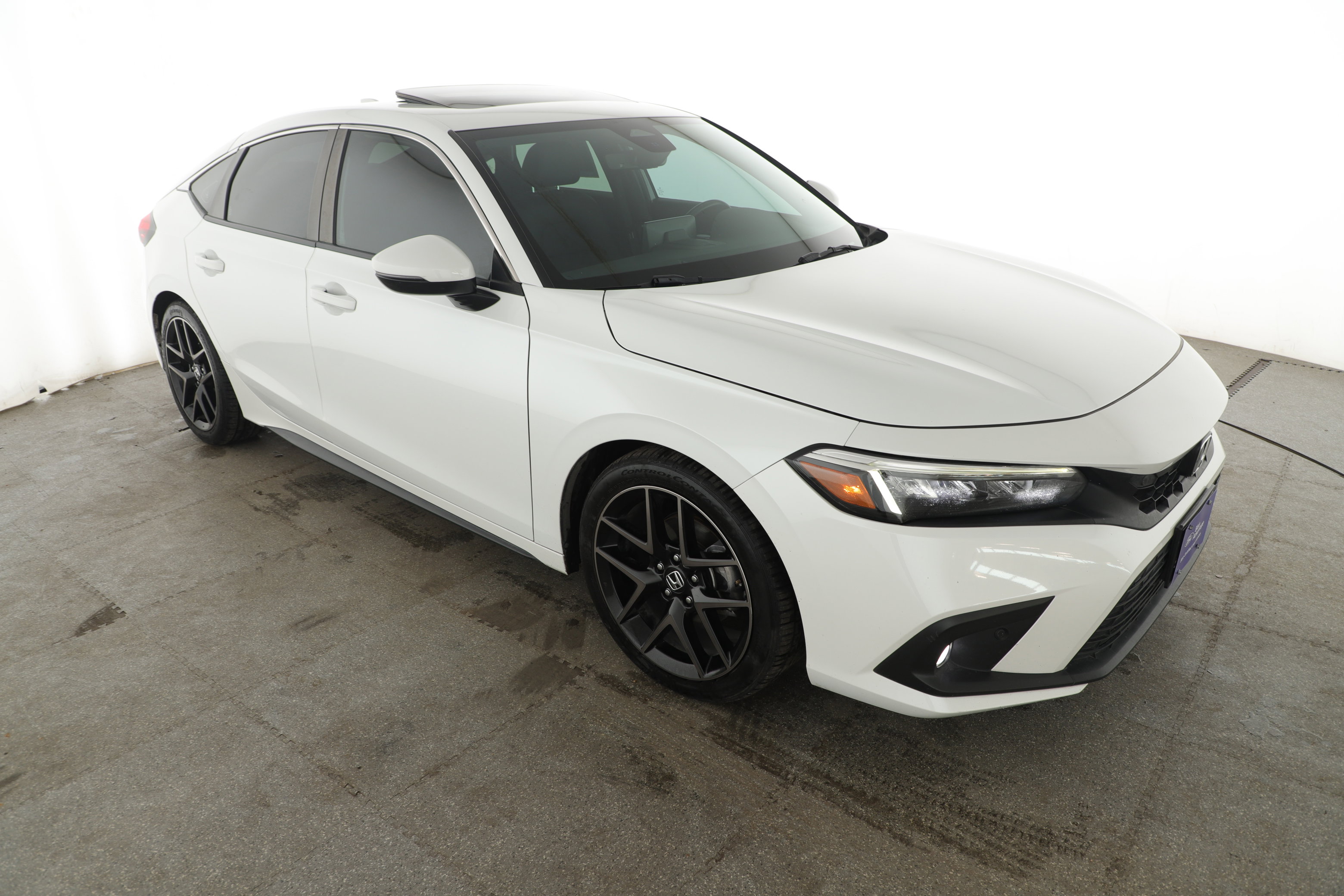 Used 2022 Honda Civic Sport Touring image 3