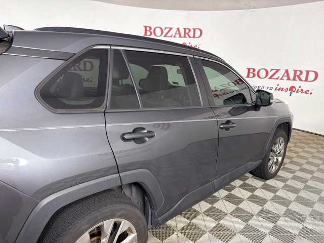 Used 2021 Toyota RAV4 XLE Premium FWD image 17