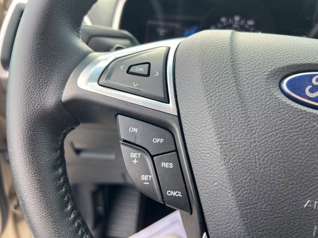 Certified 2017 Ford Edge SEL w/ Equipment Group 201A AWD/4WD image 9