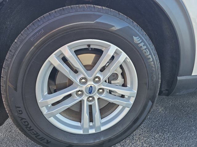 Certified 2023 Ford Explorer XLT image 7