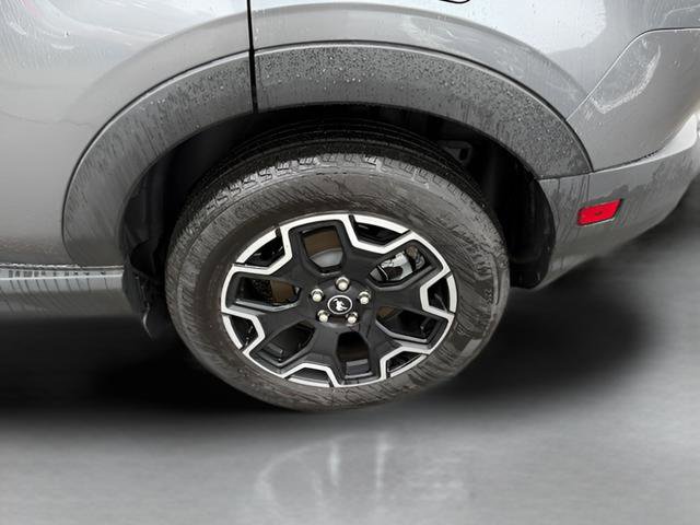 Certified 2025 Ford Bronco Sport Outer Banks w/ Outer Banks Tech Package+ AWD/4WD image 27