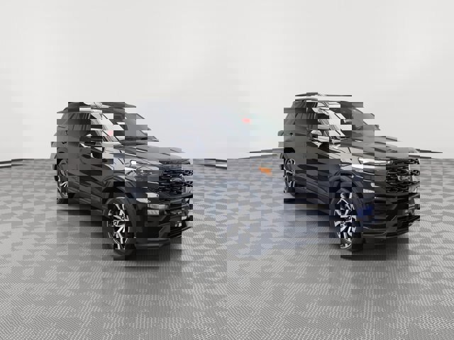 Certified 2022 Ford Explorer ST-Line w/ Class IV Trailer Tow Package image 2