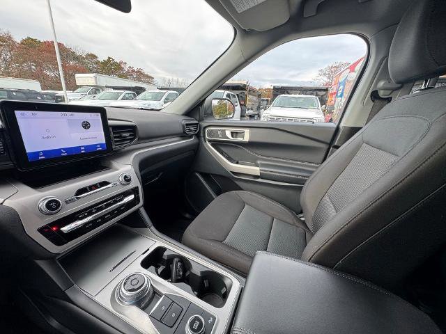 Certified 2023 Ford Explorer XLT image 25