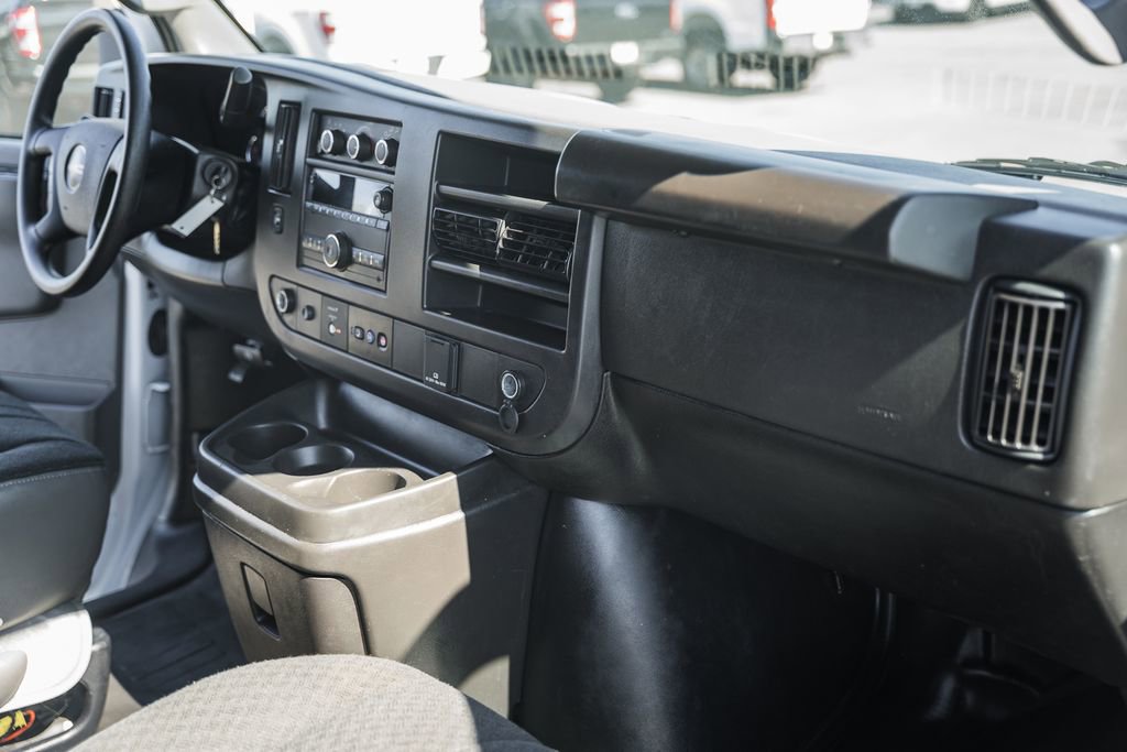 Used 2024 GMC Savana 2500 w/ Driver Convenience Package RWD image 26
