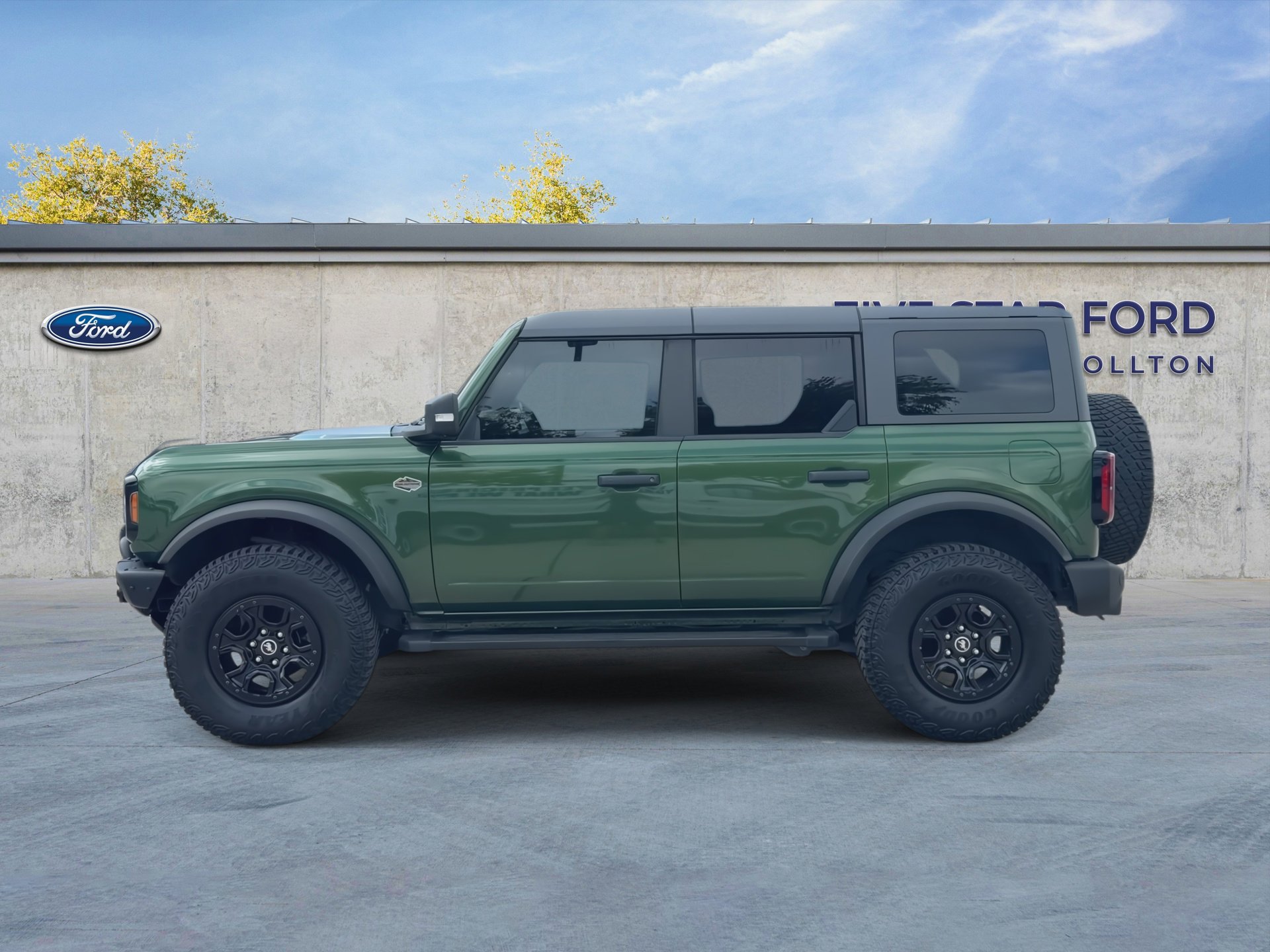 Certified 2024 Ford Bronco Wildtrak AWD/4WD image 5