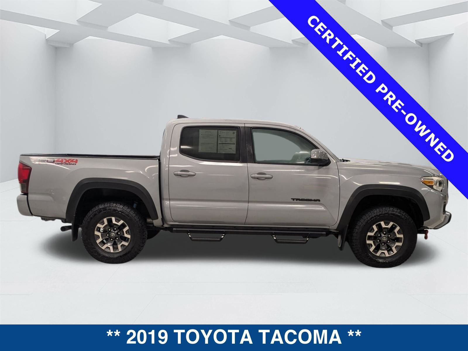 Used 2019 Toyota Tacoma TRD Off-Road image 5
