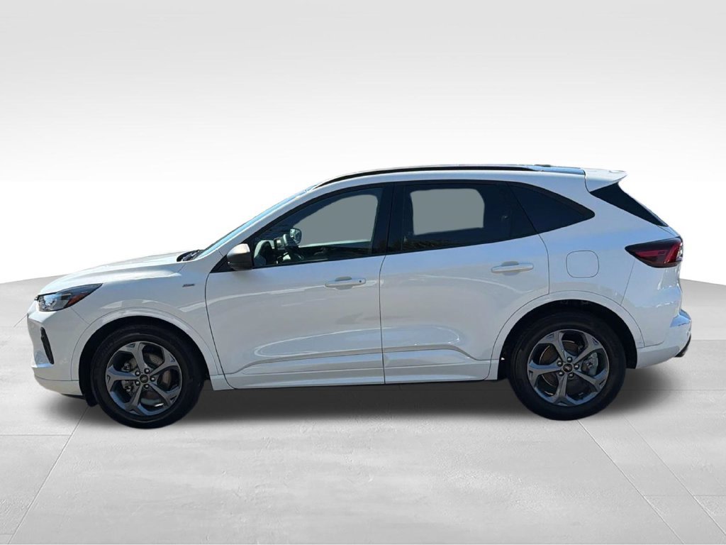 Certified 2023 Ford Escape ST-Line w/ Tech Pack #1 FWD image 8