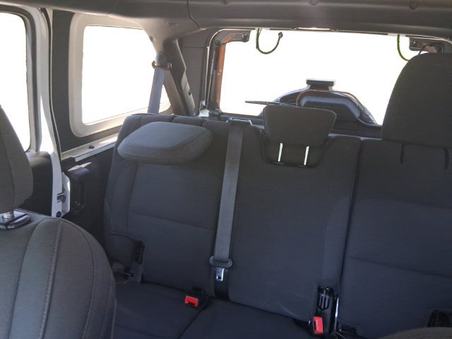 Used 2022 Jeep Wrangler Unlimited Sport AWD/4WD image 16