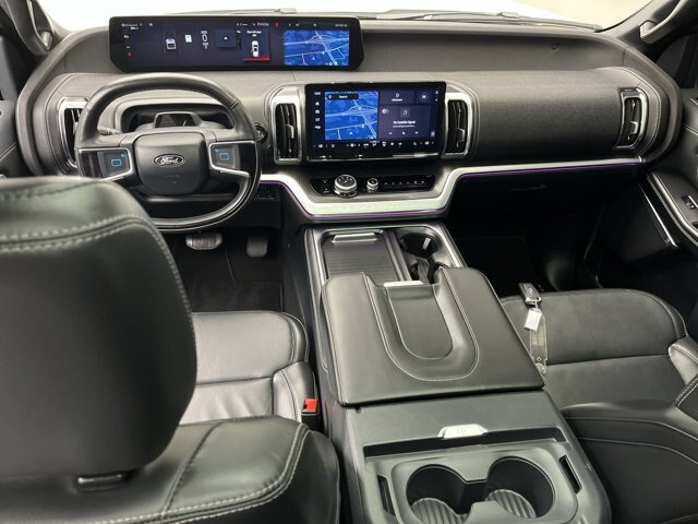 Certified 2025 Ford Expedition Max Platinum AWD/4WD image 4