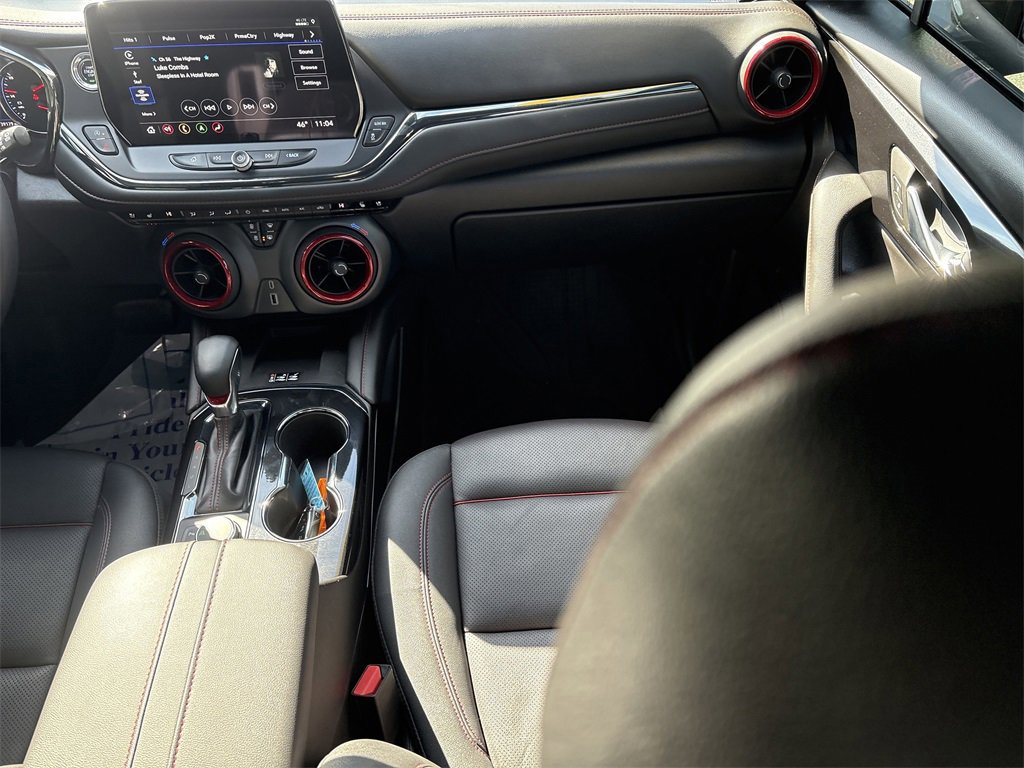 Used 2024 Chevrolet Blazer RS w/ Enhanced Convenience Package image 21