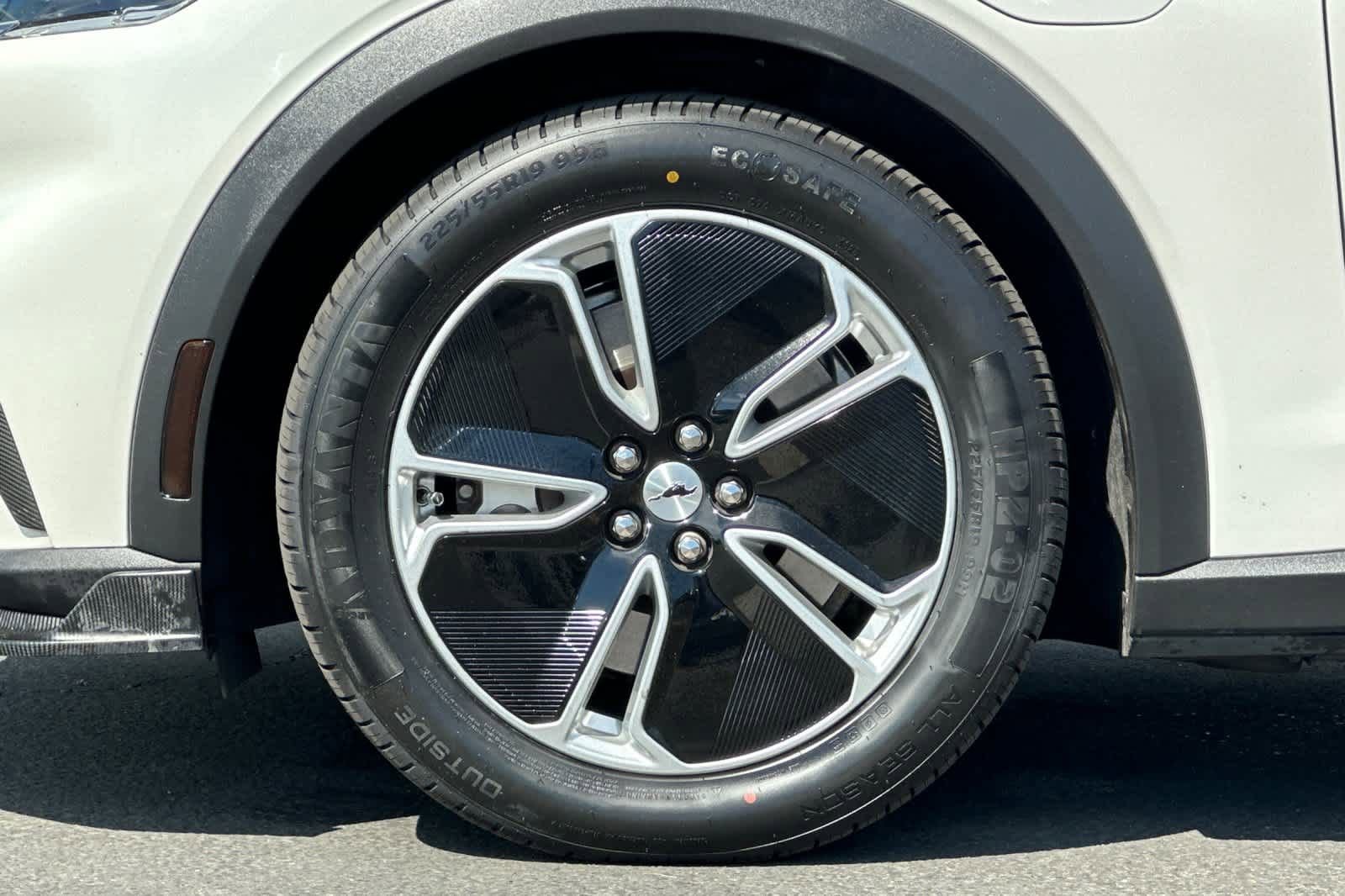 Certified 2021 Ford Mustang Mach-E Select w/ Comfort/Appearance Package image 29