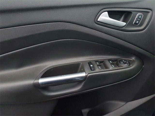 Certified 2018 Ford Escape SE w/ SE Sync 3 Package image 8