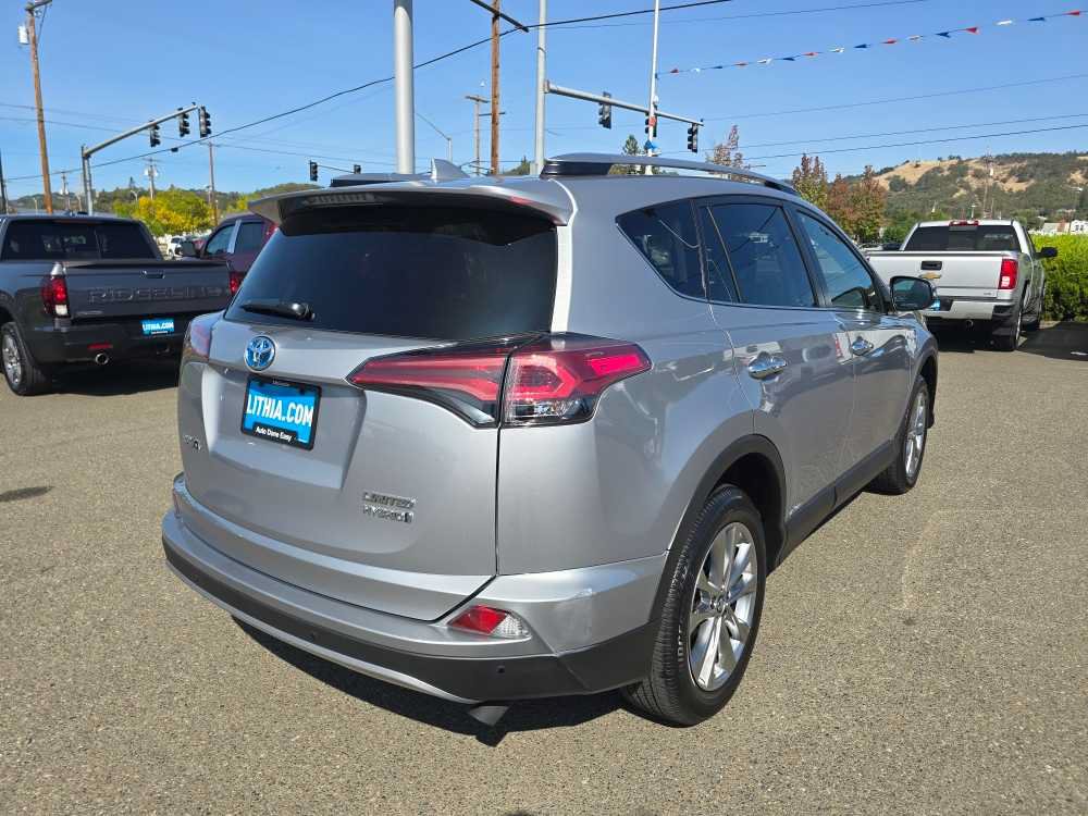 Used 2018 Toyota RAV4 Limited AWD/4WD image 5