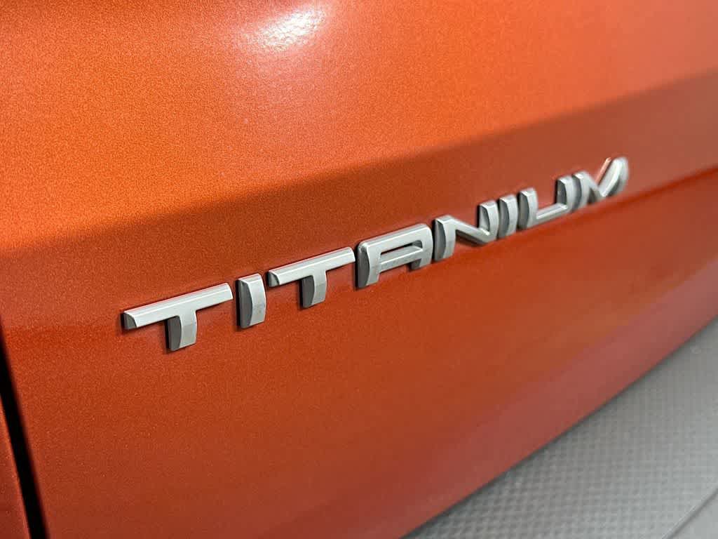 Certified 2020 Ford Escape Titanium AWD/4WD image 7