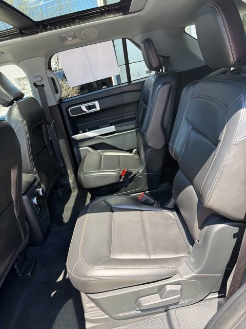 Certified 2023 Ford Explorer XLT w/ Equipment Group 202A AWD/4WD image 21
