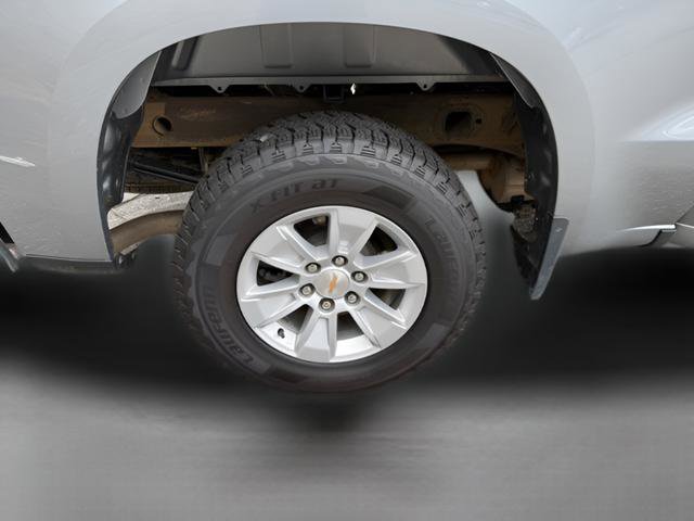 Used 2025 Chevrolet Silverado 1500 LT AWD/4WD image 26