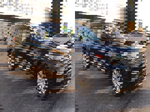 Certified 2023 Ford Explorer King Ranch w/ Technology Package image 6