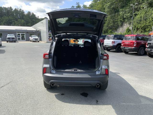 Certified 2025 Ford Escape ST-Line Select AWD/4WD image 31