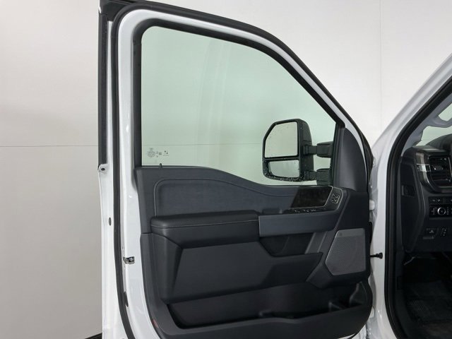 Certified 2024 Ford F350 Lariat w/ Camper Package image 16