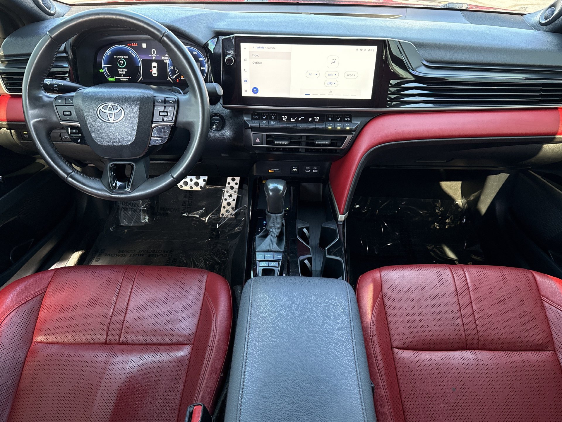 Used 2025 Toyota Camry XSE w/ Premium Package FWD image 2
