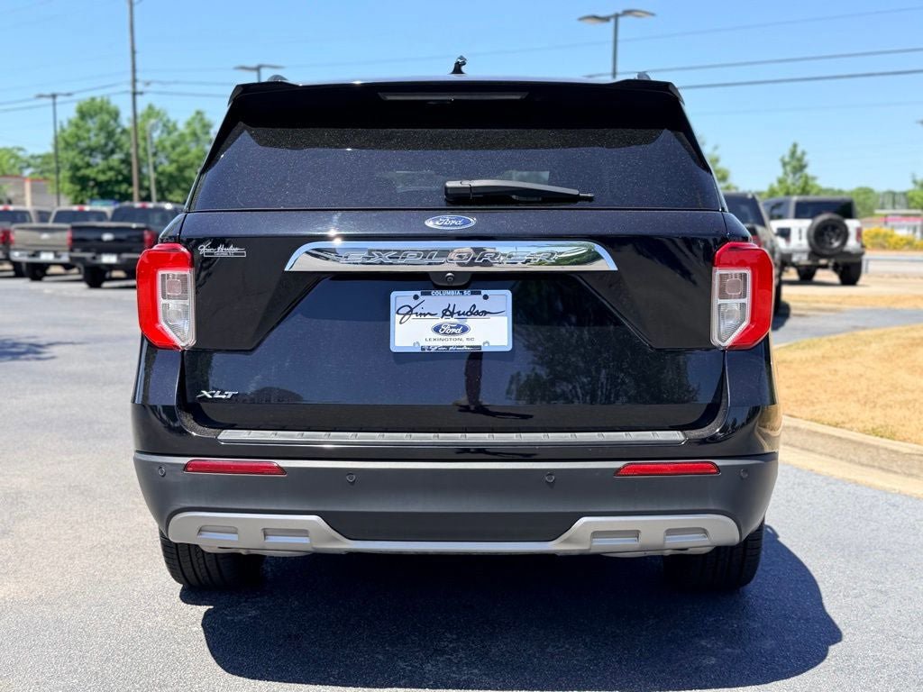 Certified 2023 Ford Explorer XLT w/ Equipment Group 202A RWD image 4