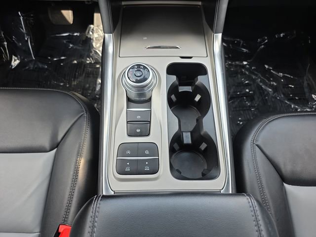 Certified 2023 Ford Explorer XLT w/ Equipment Group 202A image 9