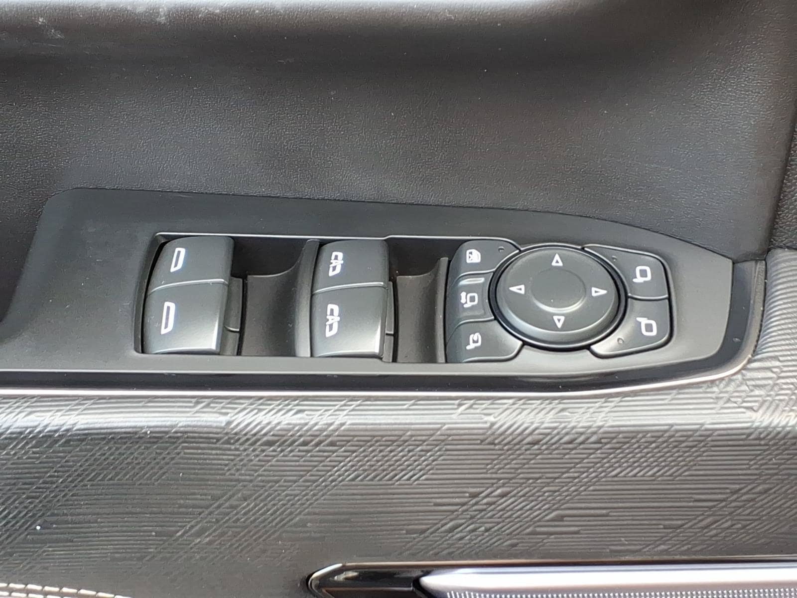 Used 2024 GMC Sierra 2500 AT4X AWD/4WD image 27