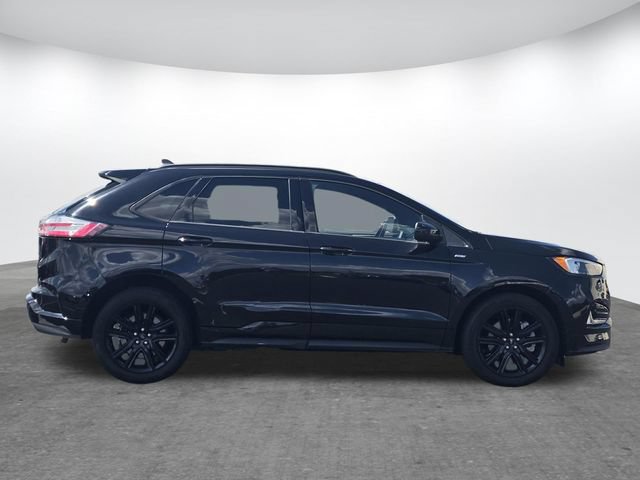 Certified 2022 Ford Edge ST-Line w/ Cargo Accessory Package AWD/4WD image 3