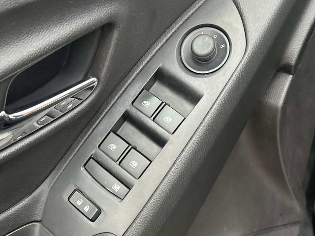 Used 2017 Chevrolet Trax LT w/ LT Convenience Package image 16