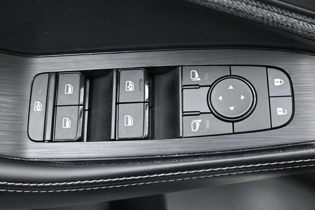 Used 2023 Nissan Rogue SV AWD/4WD image 15