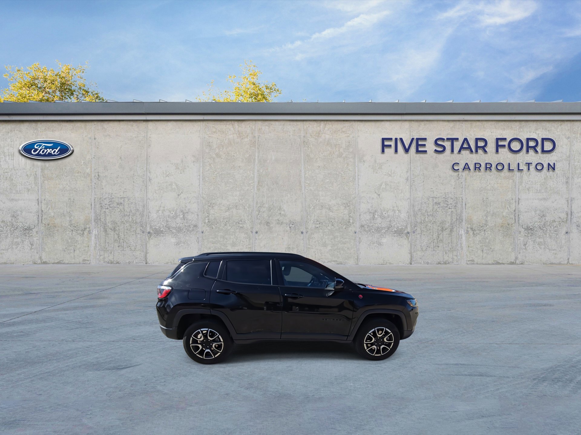 Used 2024 Jeep Compass Trailhawk image 6