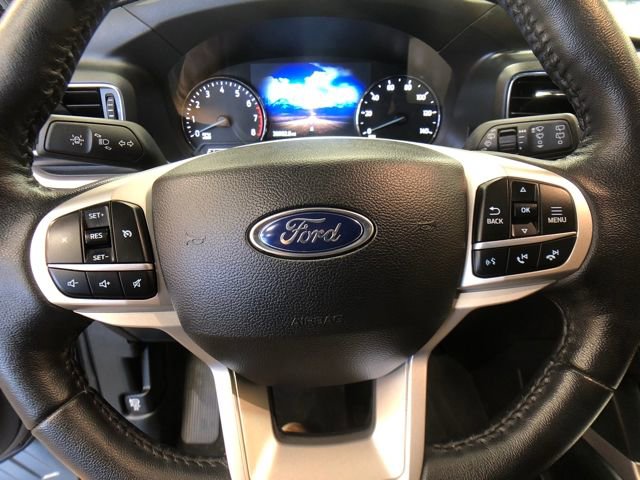 Certified 2022 Ford Explorer XLT w/ Equipment Group 202A image 13