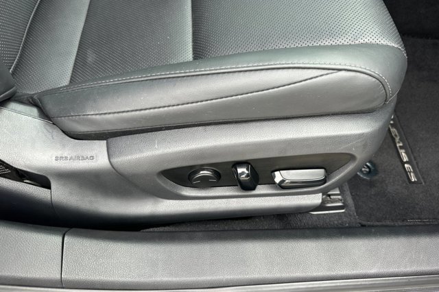 Used 2019 Lexus ES 350 image 21