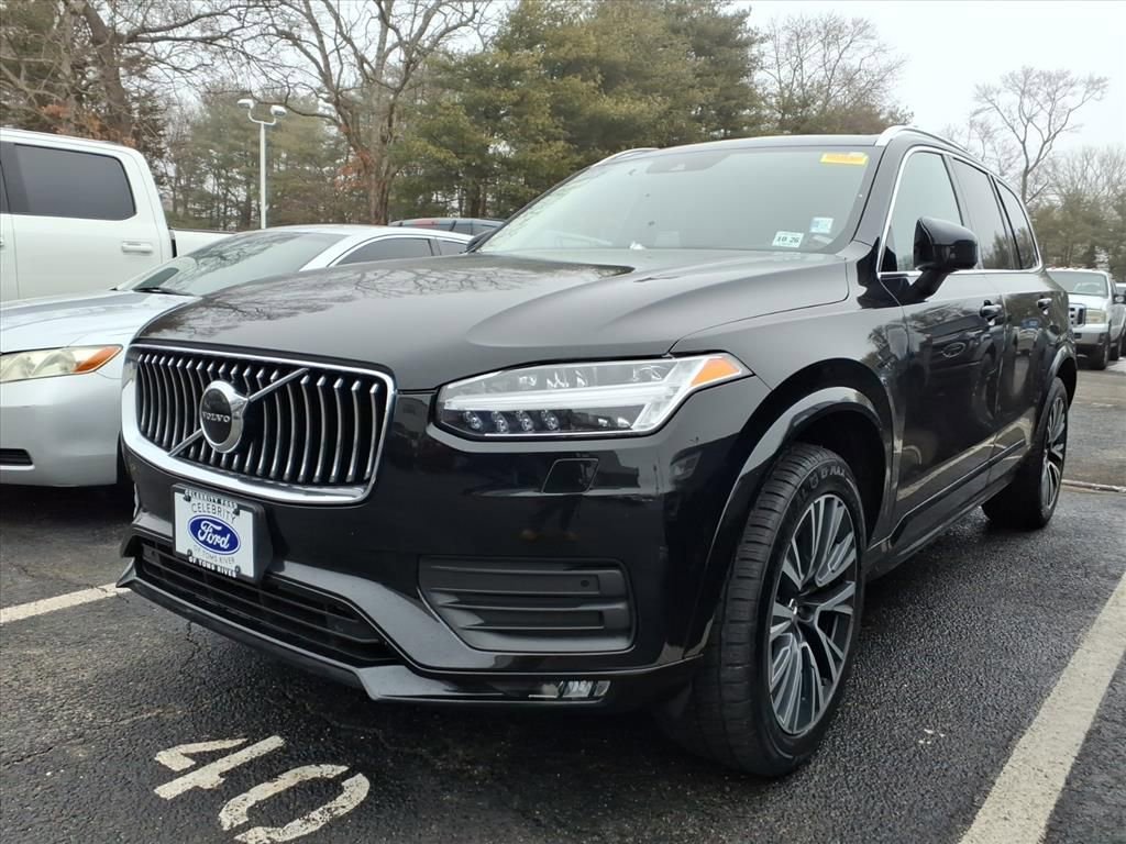 Used 2022 Volvo XC90 T5 Momentum w/ Climate Package image 3