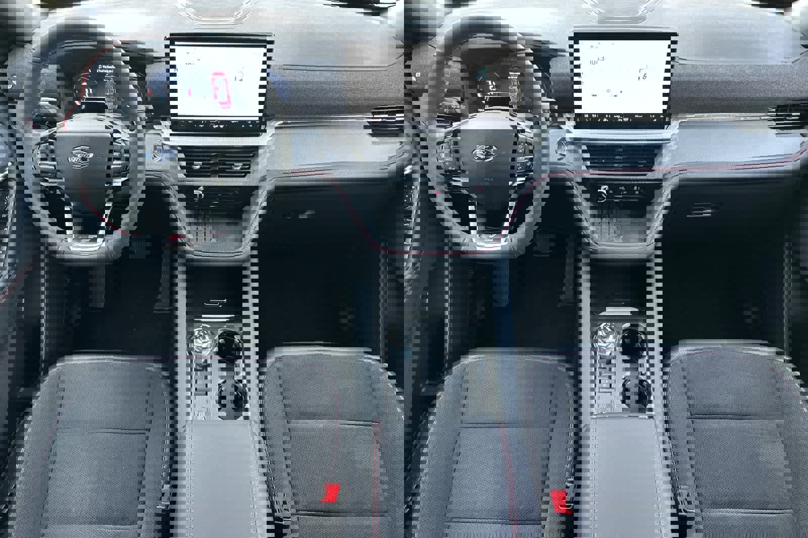 Certified 2025 Ford Explorer ST image 9