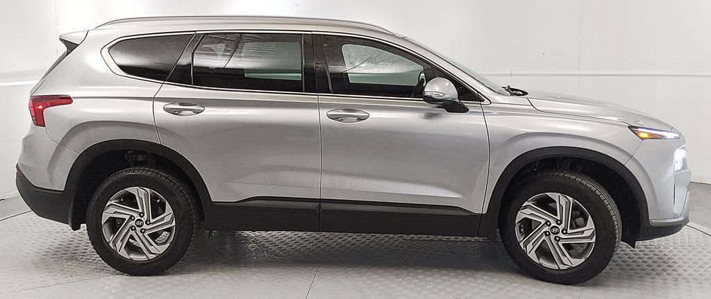 Used 2023 Hyundai Santa Fe SEL w/ Cargo Package AWD/4WD image 2
