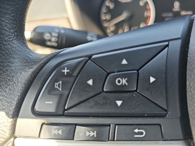 Used 2023 Nissan Altima 2.5 SV FWD image 16