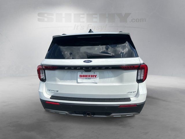 Certified 2025 Ford Explorer Active w/ Active Comfort Package AWD/4WD image 15