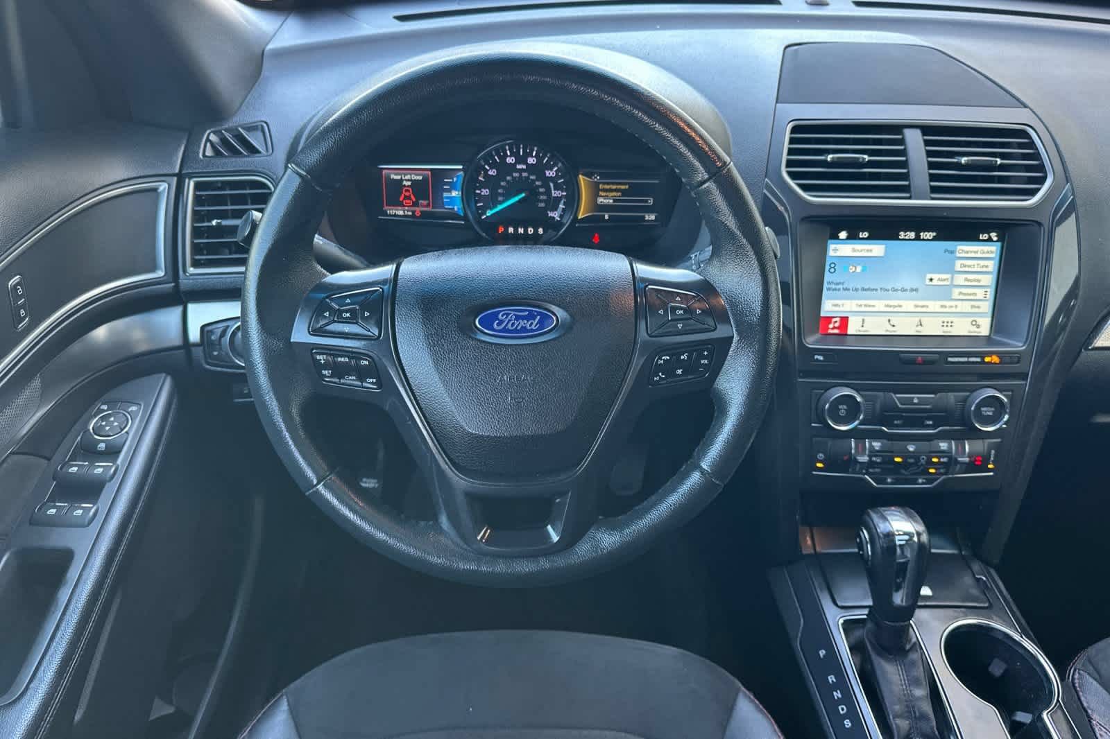 Certified 2018 Ford Explorer XLT w/ Equipment Group 202A FWD image 14