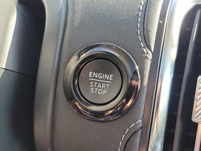 Certified 2025 Ford Expedition Platinum w/ Platinum Ultimate Package image 11