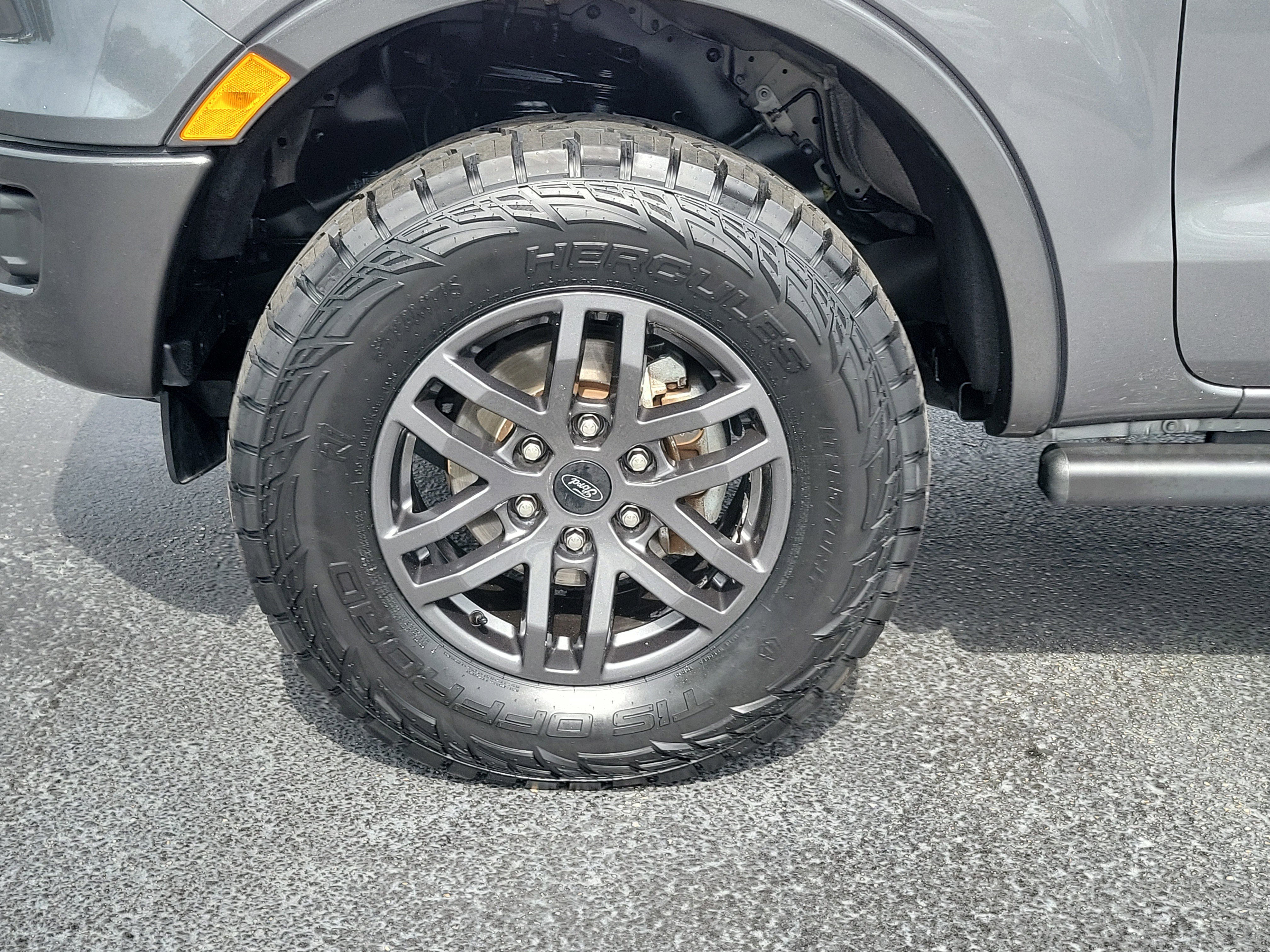Certified 2021 Ford Ranger Lariat w/ Tremor Off-Road Package AWD/4WD image 5