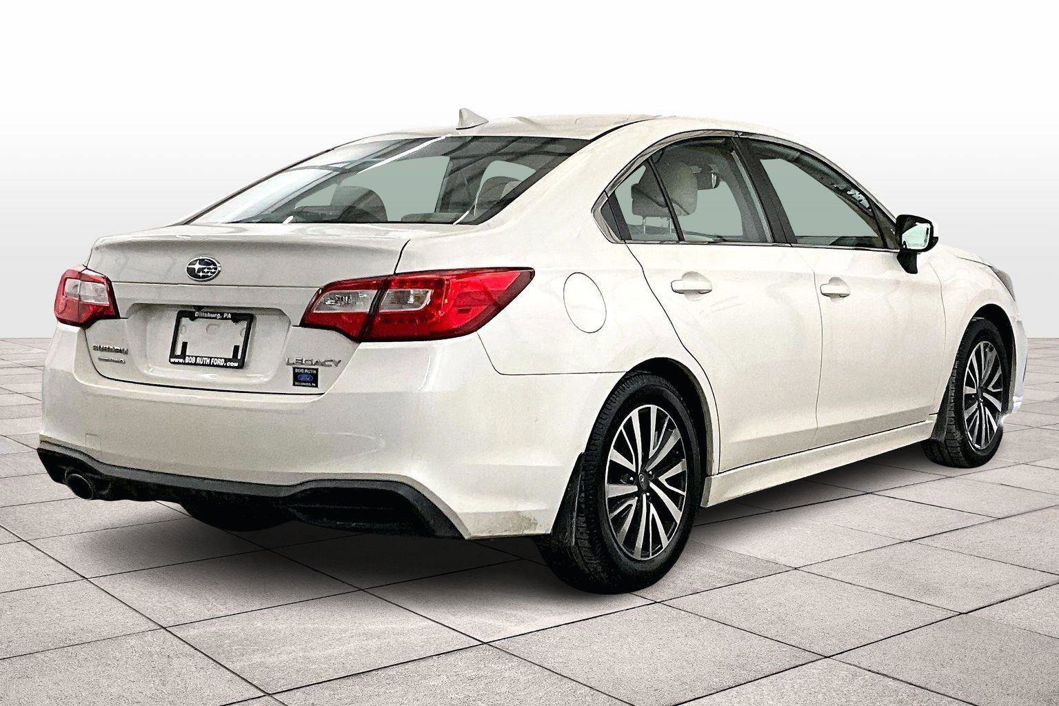 Used 2019 Subaru Legacy 2.5i Premium image 3