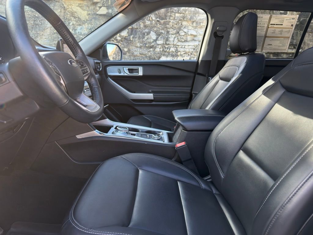 Certified 2023 Ford Explorer XLT w/ Equipment Group 202A image 21