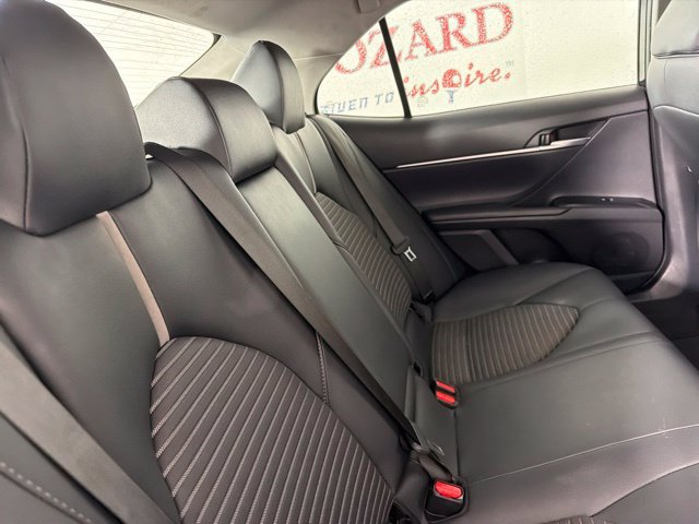 Used 2018 Toyota Camry SE FWD image 33