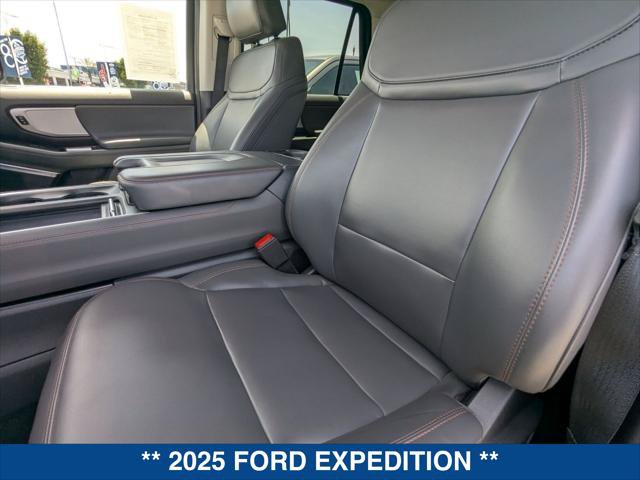 Certified 2025 Ford Expedition Active AWD/4WD image 20
