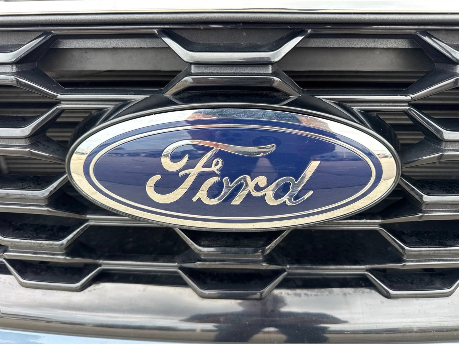 Certified 2024 Ford Escape ST-Line w/ Tech Pack #1 AWD/4WD image 13