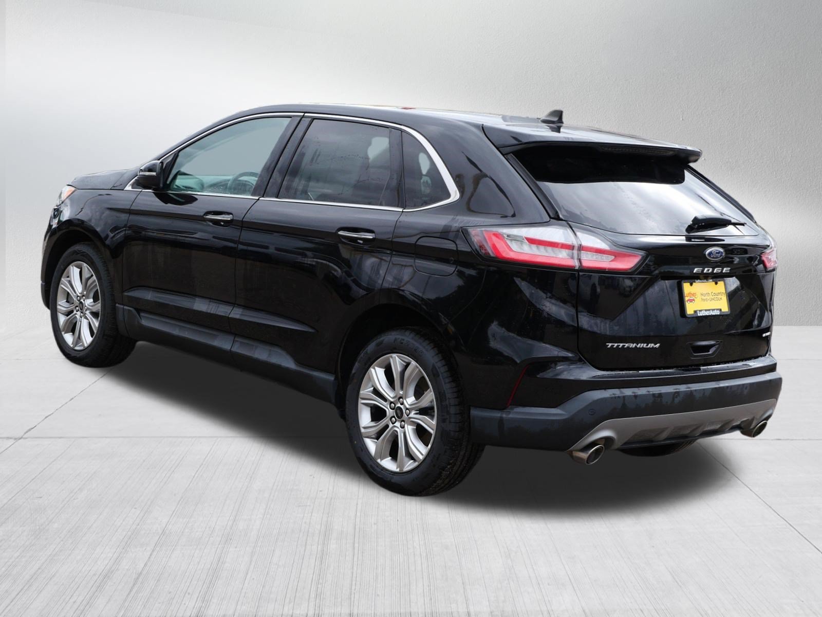 Certified 2024 Ford Edge Titanium AWD/4WD image 3