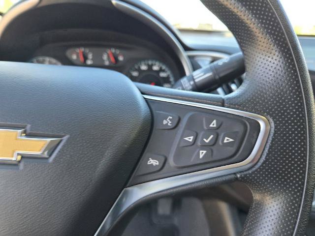 Used 2025 Chevrolet Malibu LT FWD image 26
