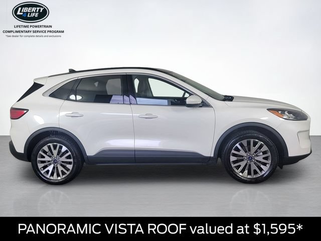 Certified 2022 Ford Escape Titanium w/ Class II Trailer Tow Package AWD/4WD image 2