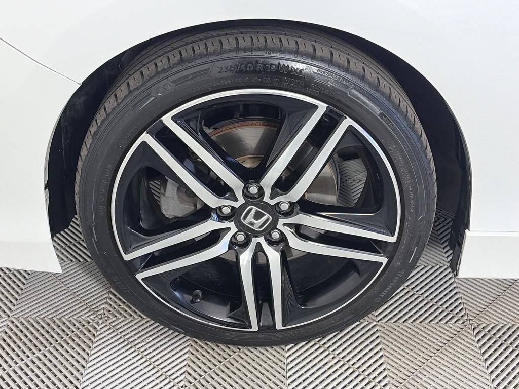 Used 2017 Honda Accord Sport image 8